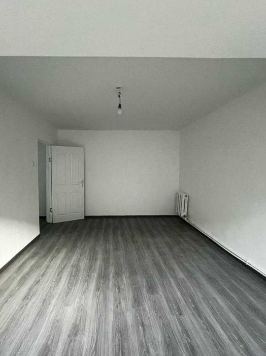 Vând Apartament 2 camere