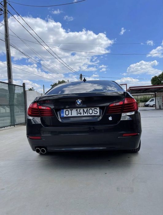 BMW SERIA 5F10 2015