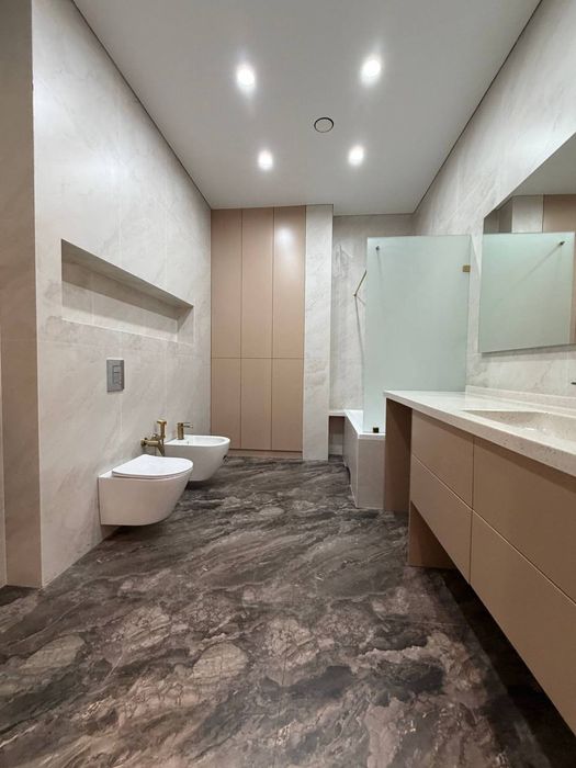 Продается  Абу Даби