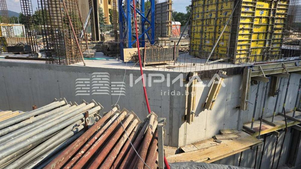 Продава се Тристаен апартамент в София, Младост 4 - 100 кв.м за 1339 €/кв.м - Снимка #3