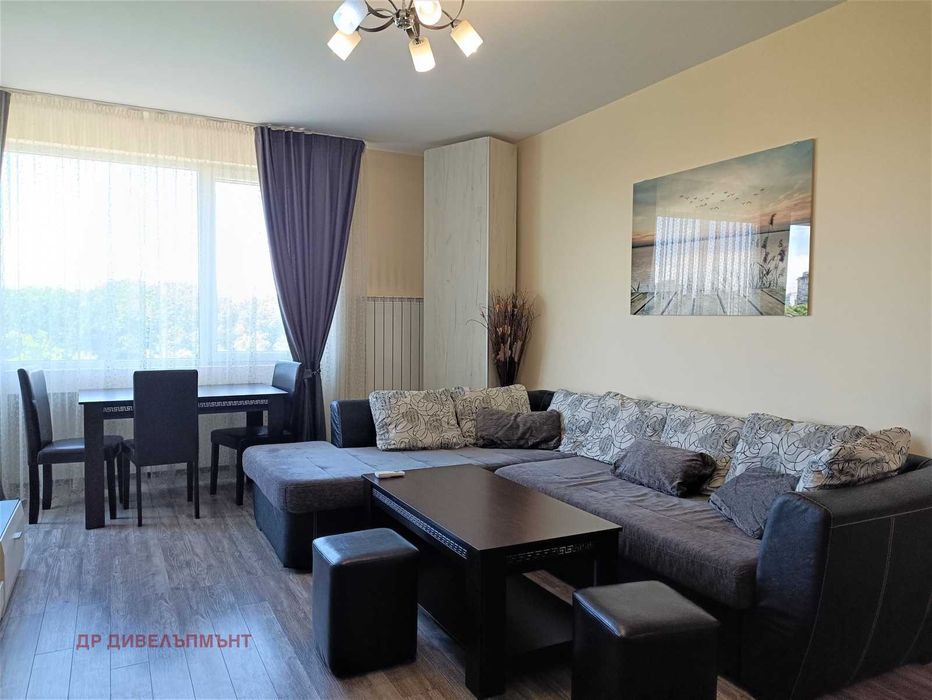 Дава се под наем Двустаен апартамент в София, Студентски град - 65 кв.м за 715.81 € - Снимка #2