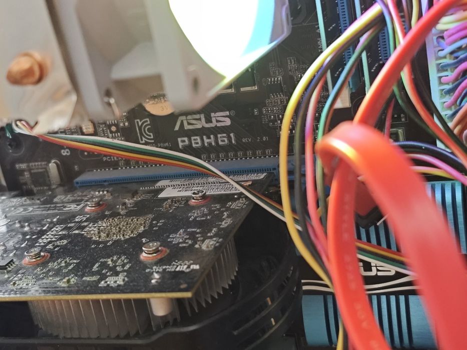 Материнская плата Asus