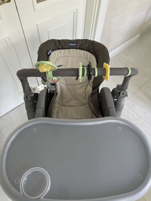Стульчик для кормления chicco