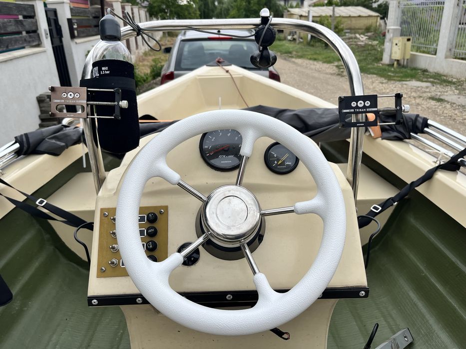 Barca + Motor + Peridoc