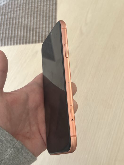 Iphone XR orange