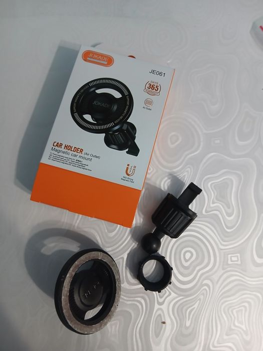 Держатель для телефона в автомобиль