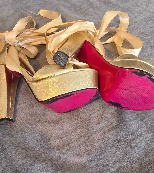 Официална /бална/шаферска сатенена рокля