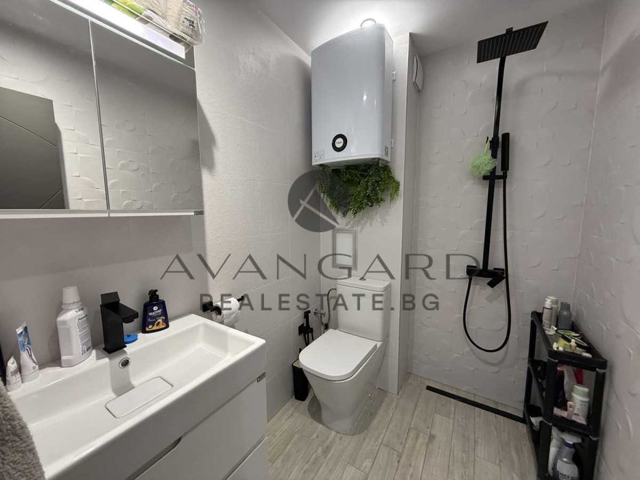 Продава се Двустаен апартамент в Пловдив, Кършияка - 92 кв.м за 1004 €/кв.м - Снимка #4