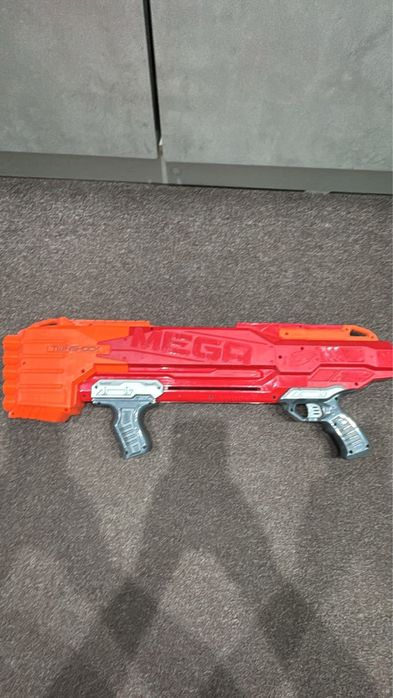 Продам бластеры NERF