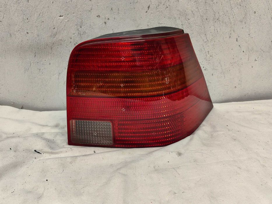 Оригинален   стоп  Vw  Golf 4