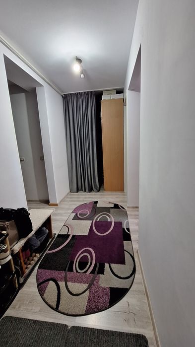 Vând apartament Sânpetru