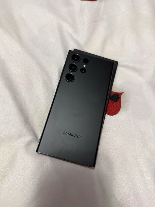 Samsung S23 ULTRA cu garantie 12 luni 512gb stocare si 12gb ram