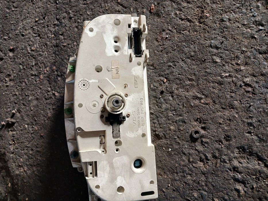 Щиток приборов Сеат Толедо