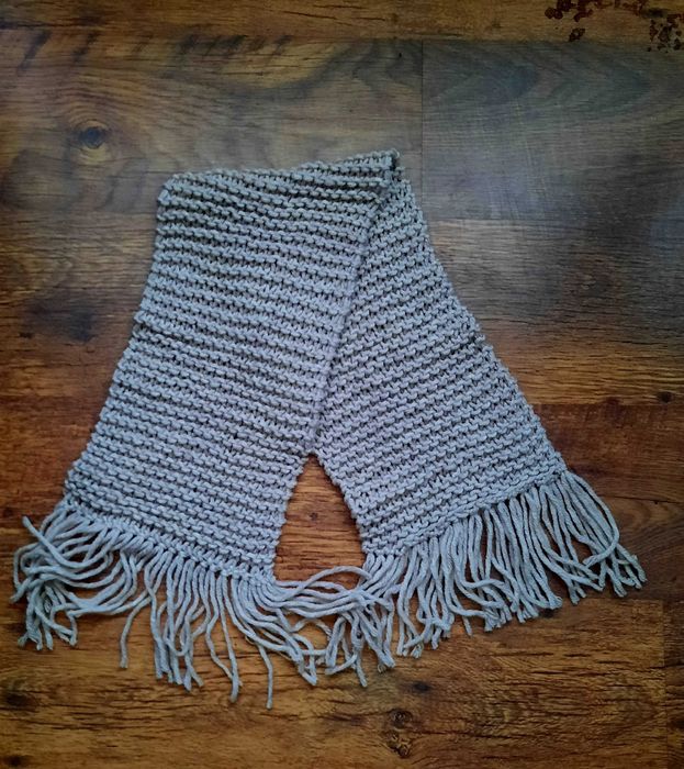 Дрехи нови и употребявани размер S,M всичко по 1€