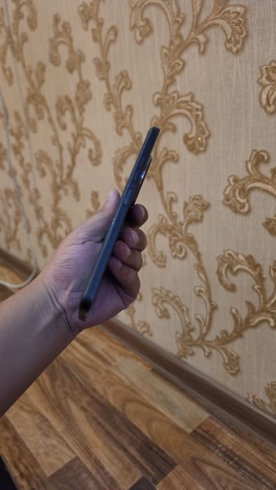 Tecno Spark 30c // sotiladi 256