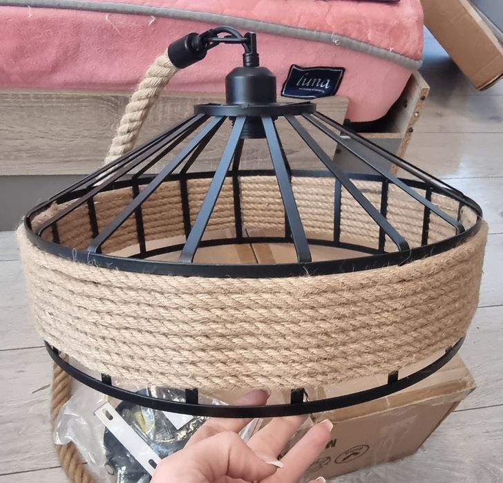 Винтидж полилей с метална рамка