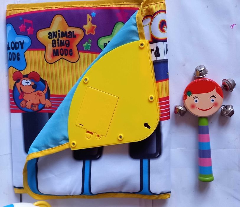 4 jucării interactive pentru copii mici (SH)