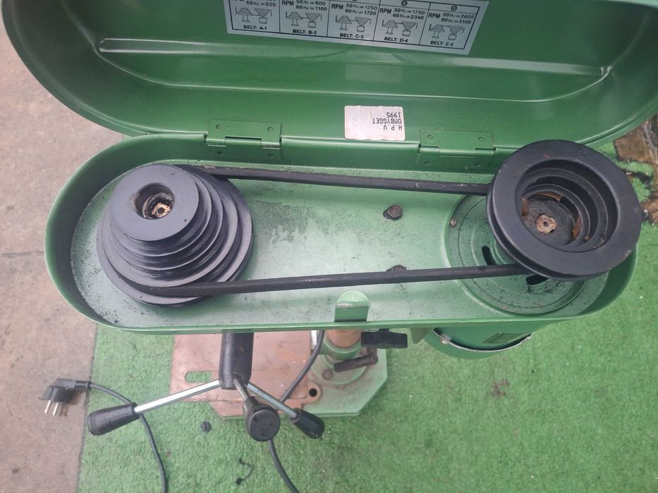 Настолна бормашина