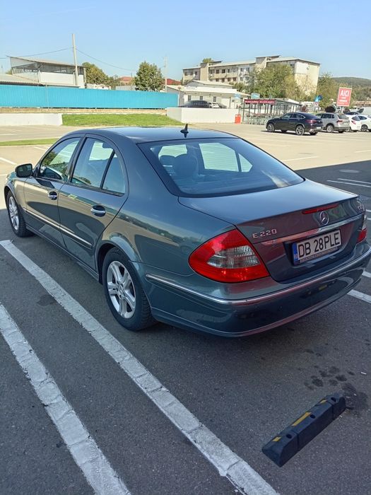 De vânzare Mercedes Benz E220Avangarde