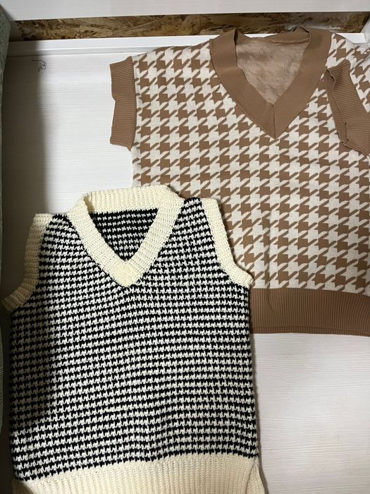 На девушку одежда