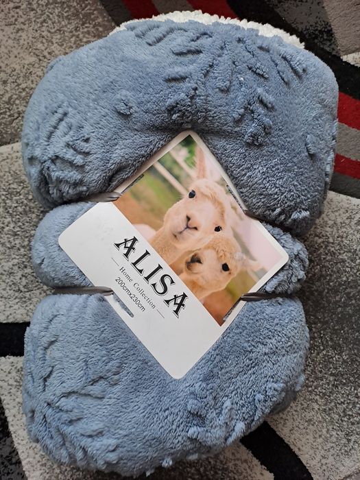 Patura cu blana pufoasa