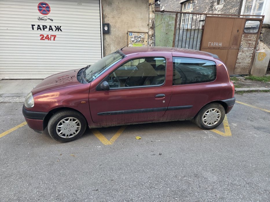 1.2 Рено Клио II - 99г.