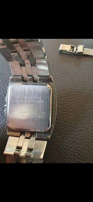 Часовници - мъжките са работещи