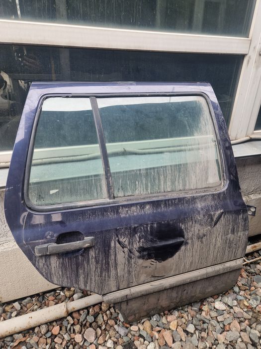 Задний дверь голф 3 универсал