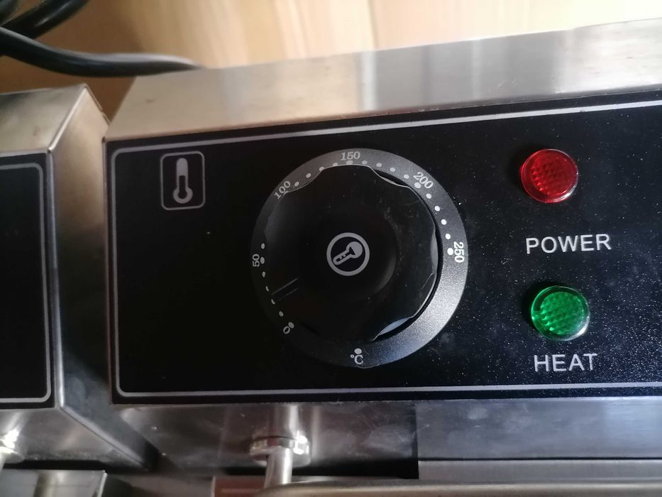 Фритюрници професионални фритюрник електр. чисто нови 8л.8+8л.