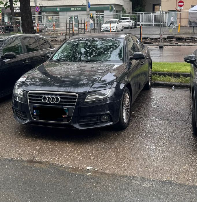 AUDI A4 2010 — imagine 2