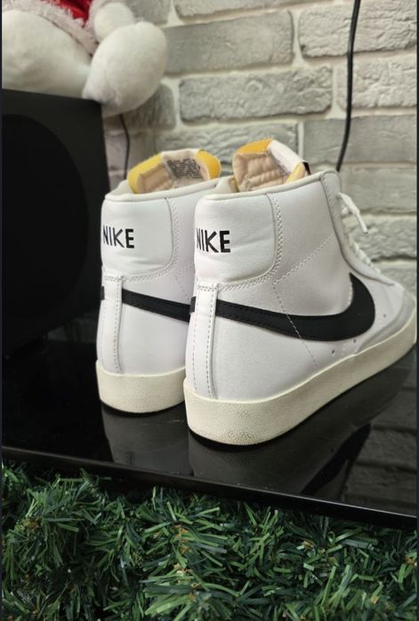 Оригинальные кроссовки Nike