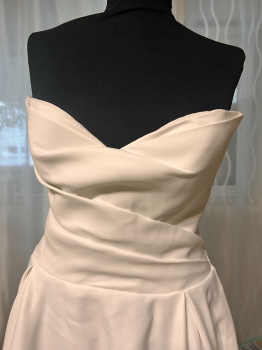 Rochie de mireasa noua