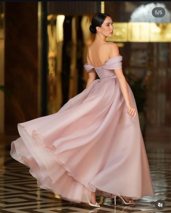 Вечернее платье