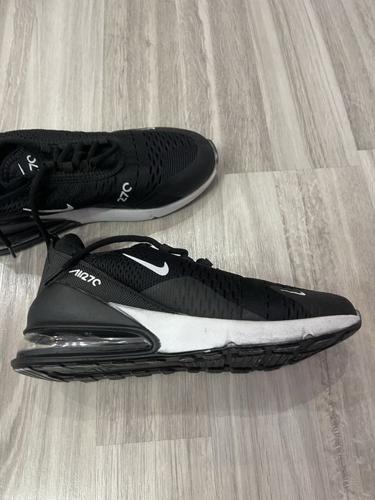 Женски маратонки nike air max 270