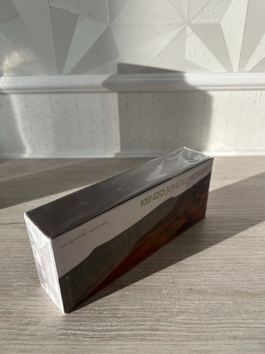 Парфюмированная вода Midnight oud