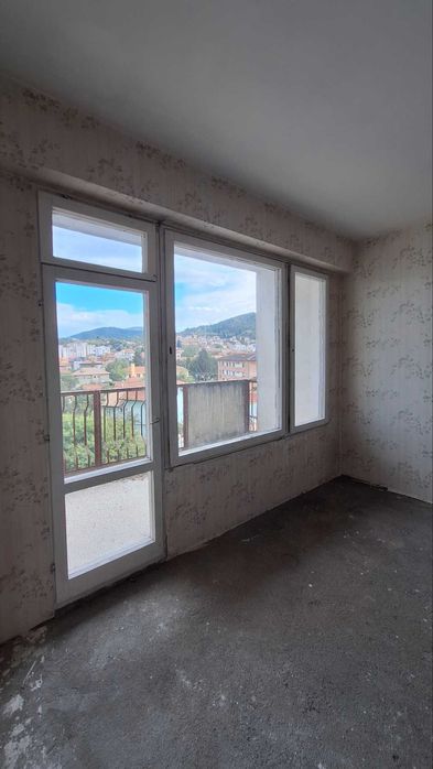 Продава се Тристаен апартамент в Кюстендил, Център - 73 кв.м за 688 €/кв.м - Снимка #6