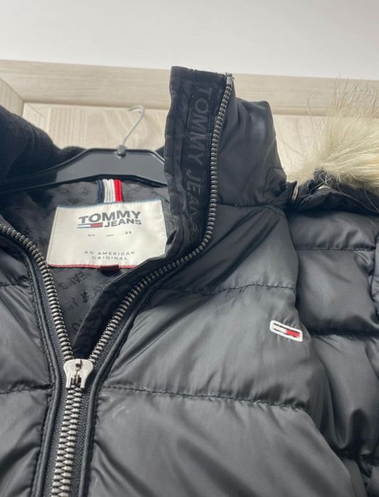 Geaca Tommy Hilfiger originală