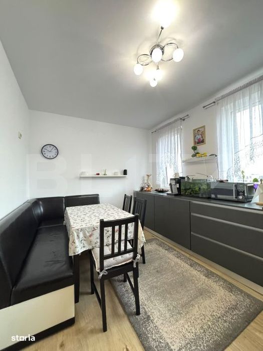 Apartament decomandat, 2 camere, 58mp, balcon, renovat, zona Teilor
