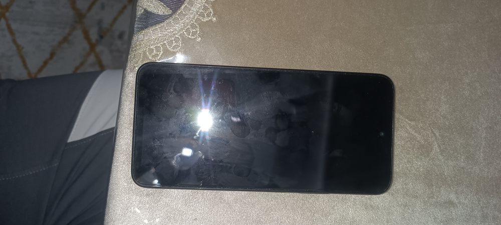 Xiaomi Redmi 15 telefon sotiladi