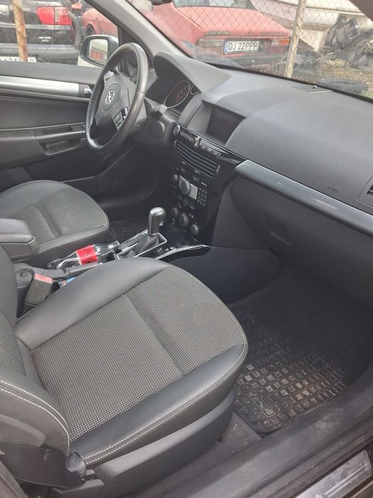 Продава се Opel Astra