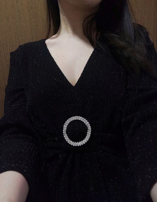 Чёрное вечернее платье