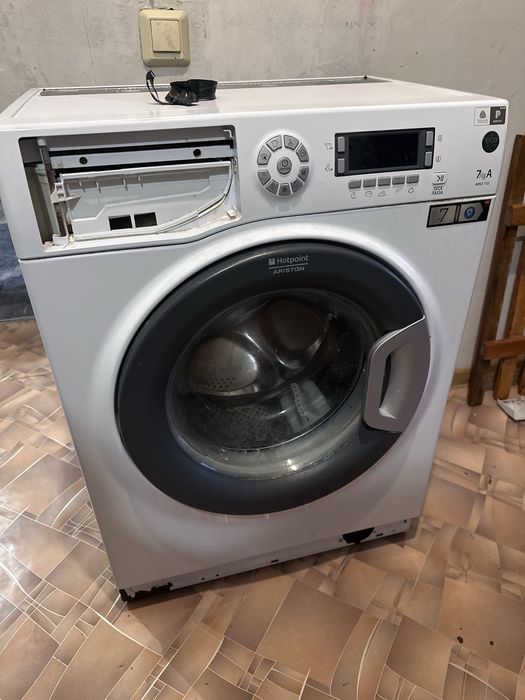 Продам стиральную машину