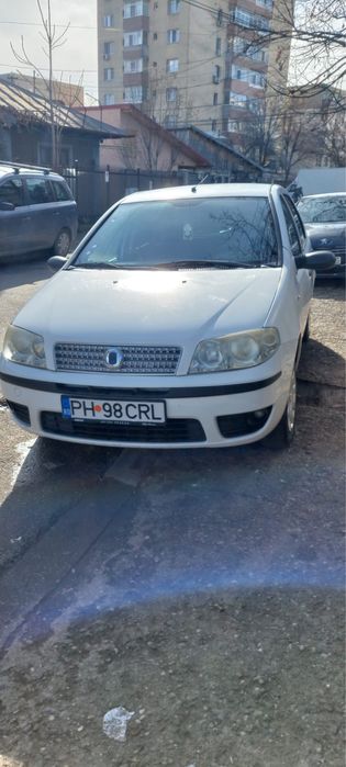 Vând Fiat Punto