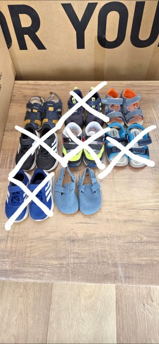 Sandale nr.24 in stare bună