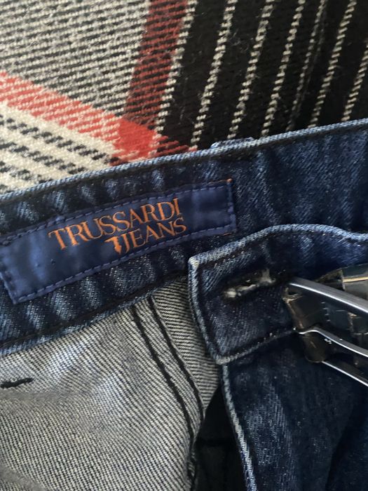 Продам джинсы оригинальные