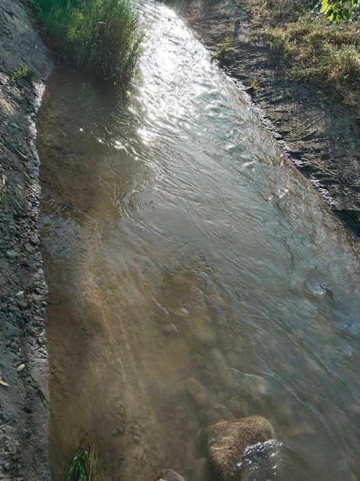 Uy sotiladi yaxshi joydan