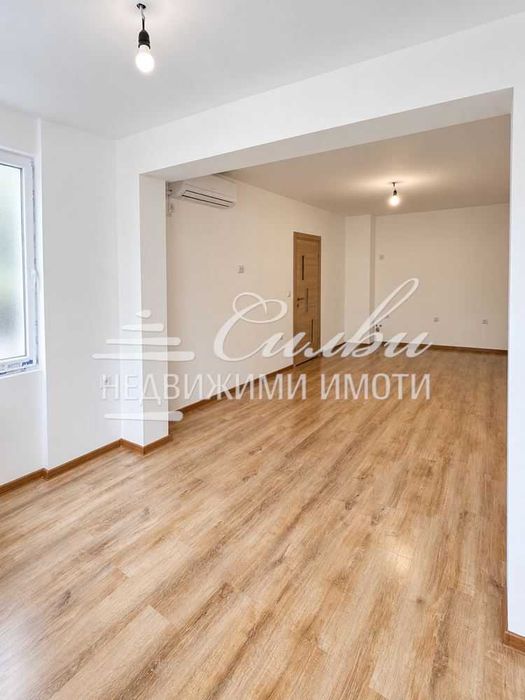 Продава се Тристаен апартамент в Шумен, Добруджански - 78 кв.м за 1988 €/кв.м - Снимка #1