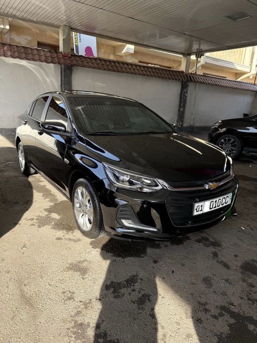 Chevrolet Onix 2024 — 3