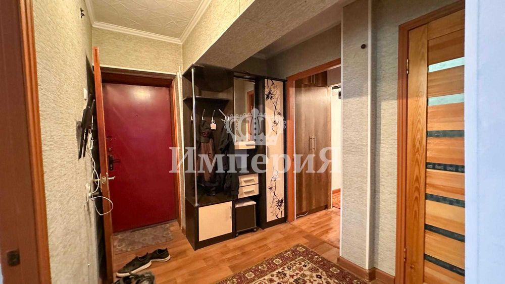 Продам 3 ком кв Алишер Империя