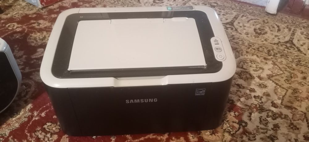 Лазерный принтер Samsung ML 1660